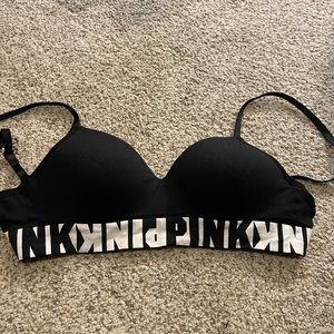 Pink wireless bra. Excellent cond.